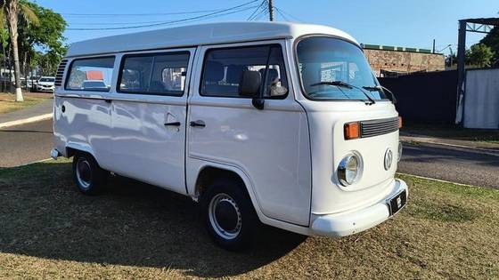 VOLKSWAGEN KOMBI 1.6 MI STD ESCOLAR 8V GASOLINA 3P MANUAL VOLKSWAGEN KOMBI 1.6 MI STD ESCOLAR 8V GASOLINA 3P MANUAL